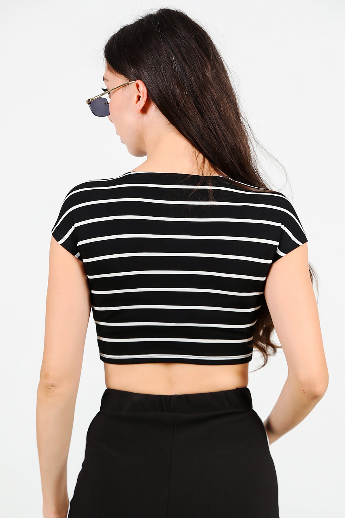 Kadın Çizgili Kısa T-Shirt Siyah