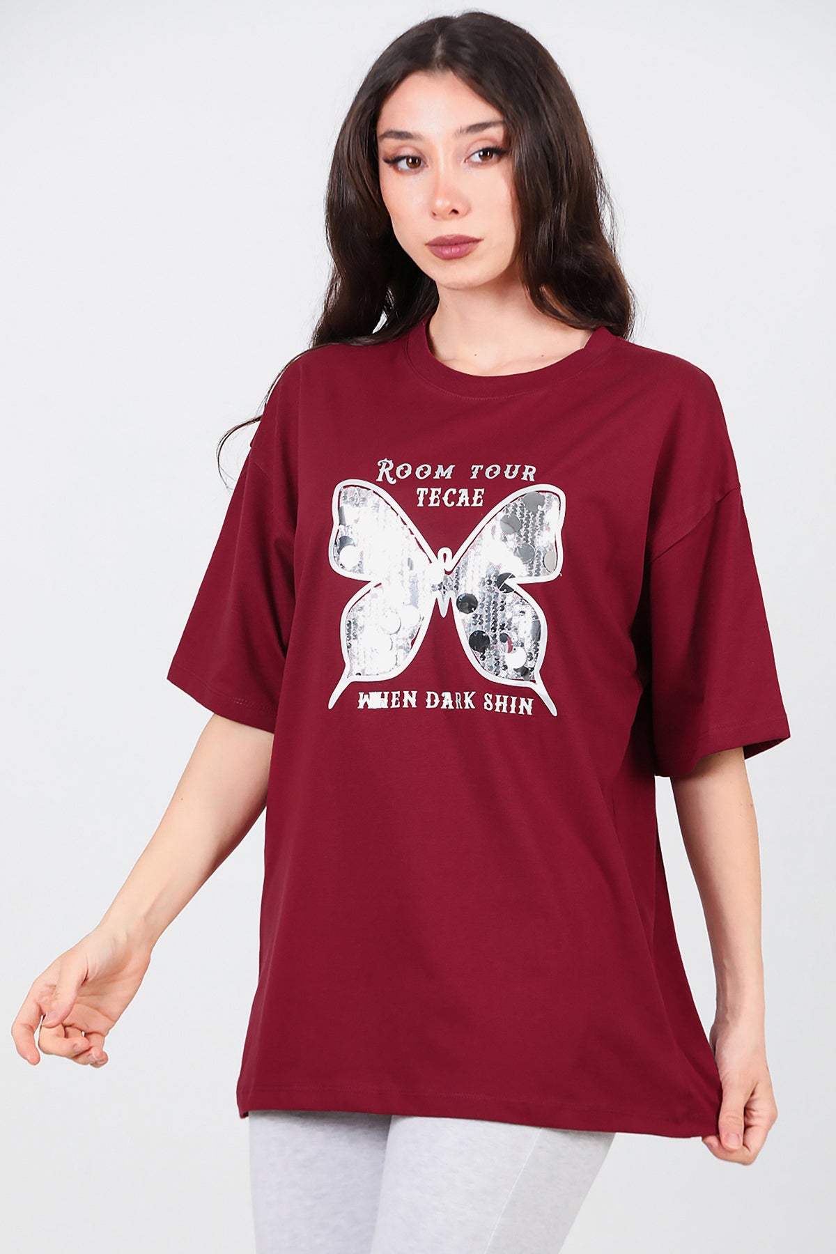 Kadın Bisiklet Yaka Kelebek Pullu T-Shirt Bordo