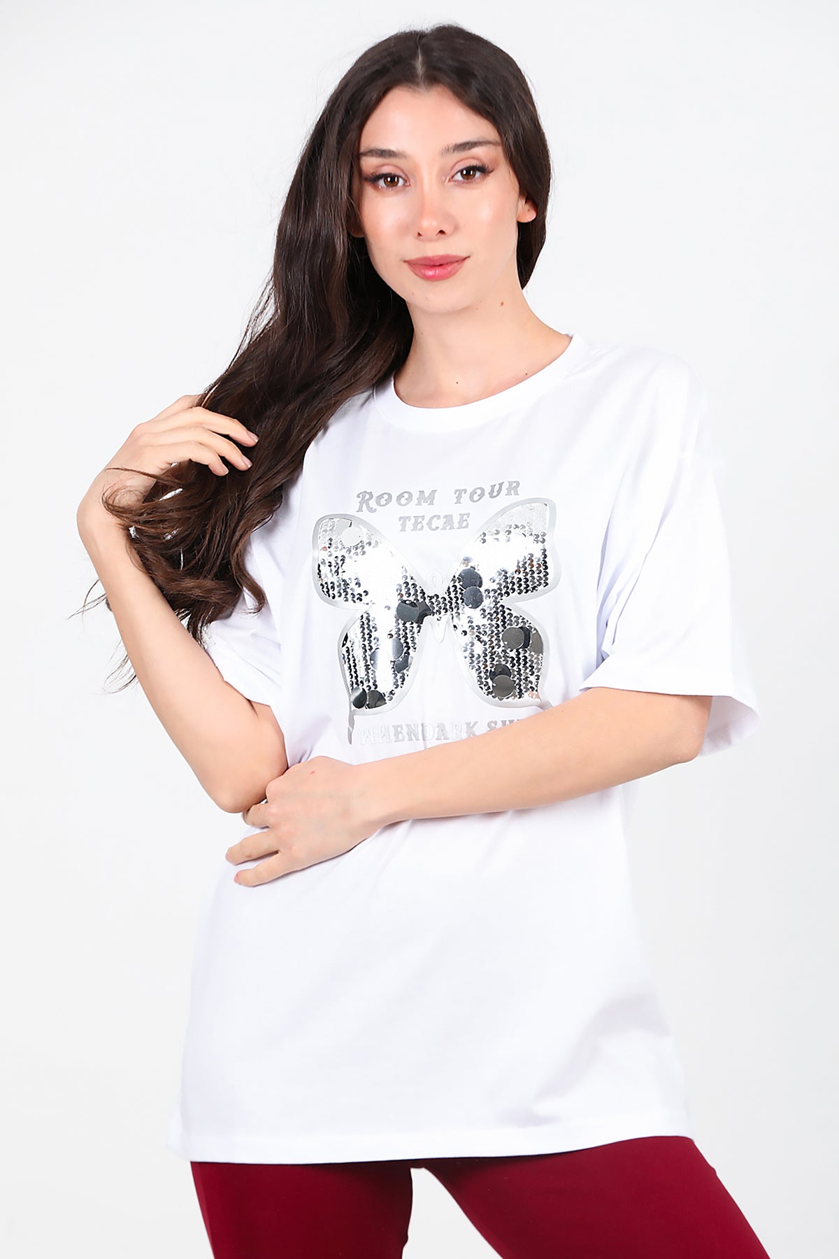 Kadın Bisiklet Yaka Kelebek Pullu T-Shirt Beyaz