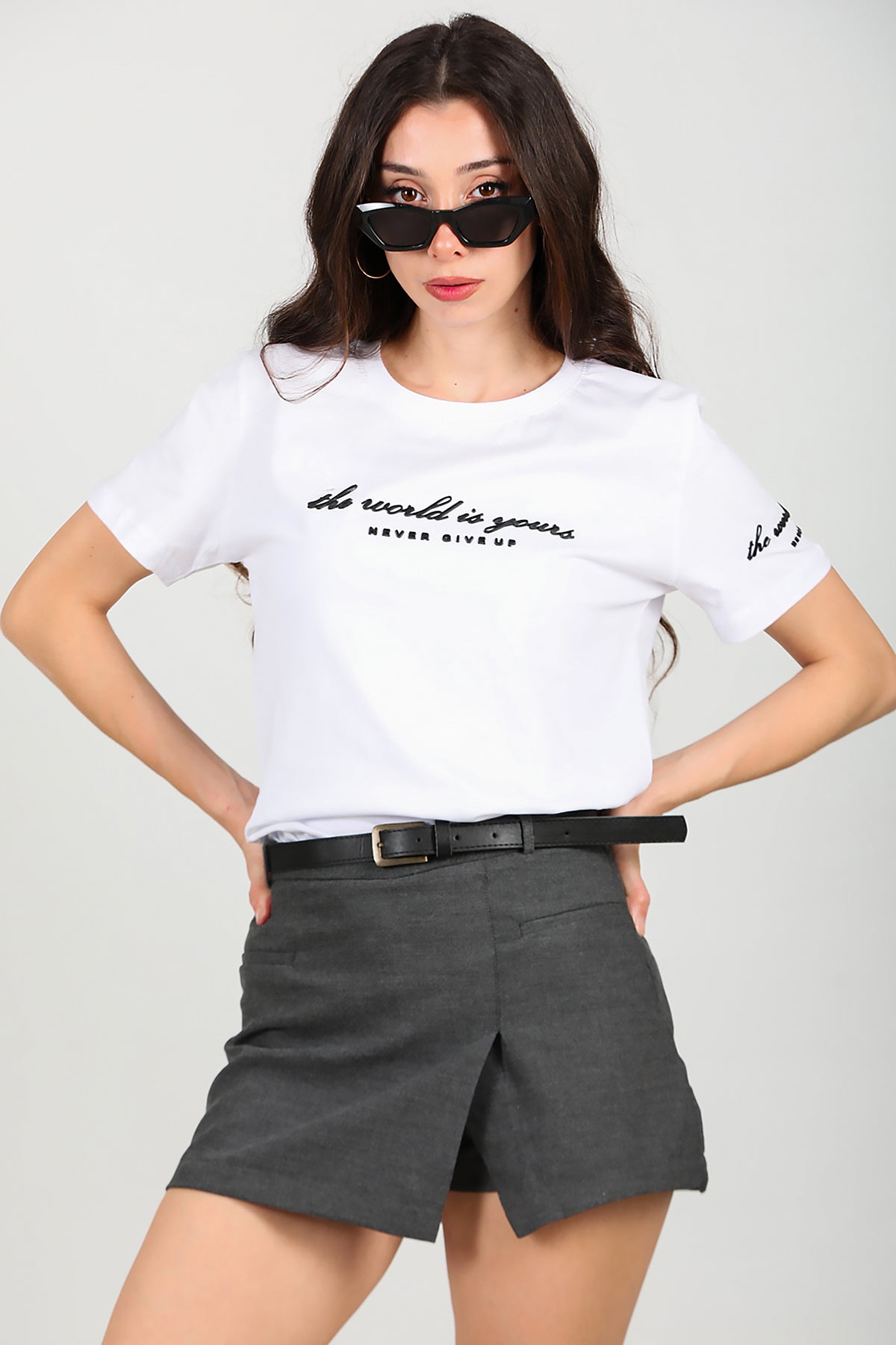 Kadın Bisiklet Yaka T-Shirt Beyaz
