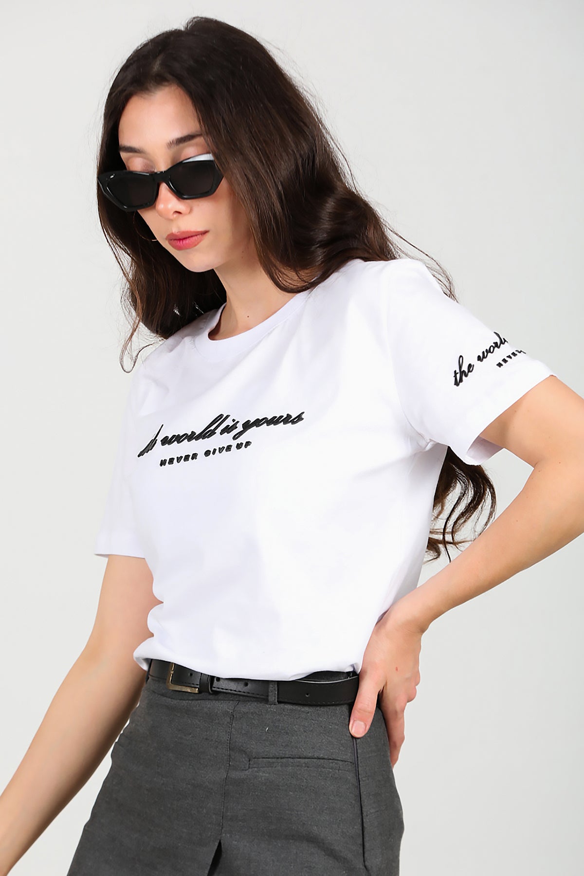 Kadın Bisiklet Yaka T-Shirt Beyaz
