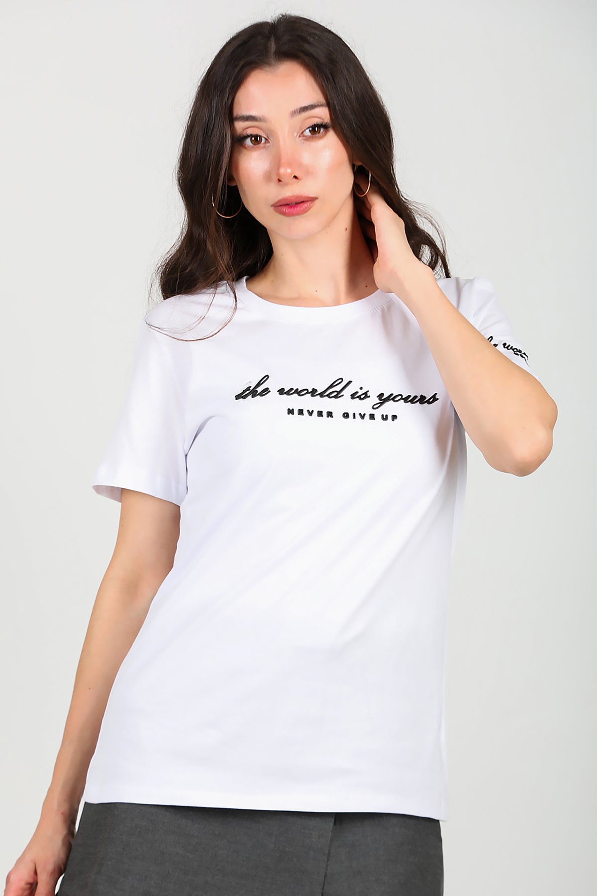 Kadın Bisiklet Yaka T-Shirt Beyaz