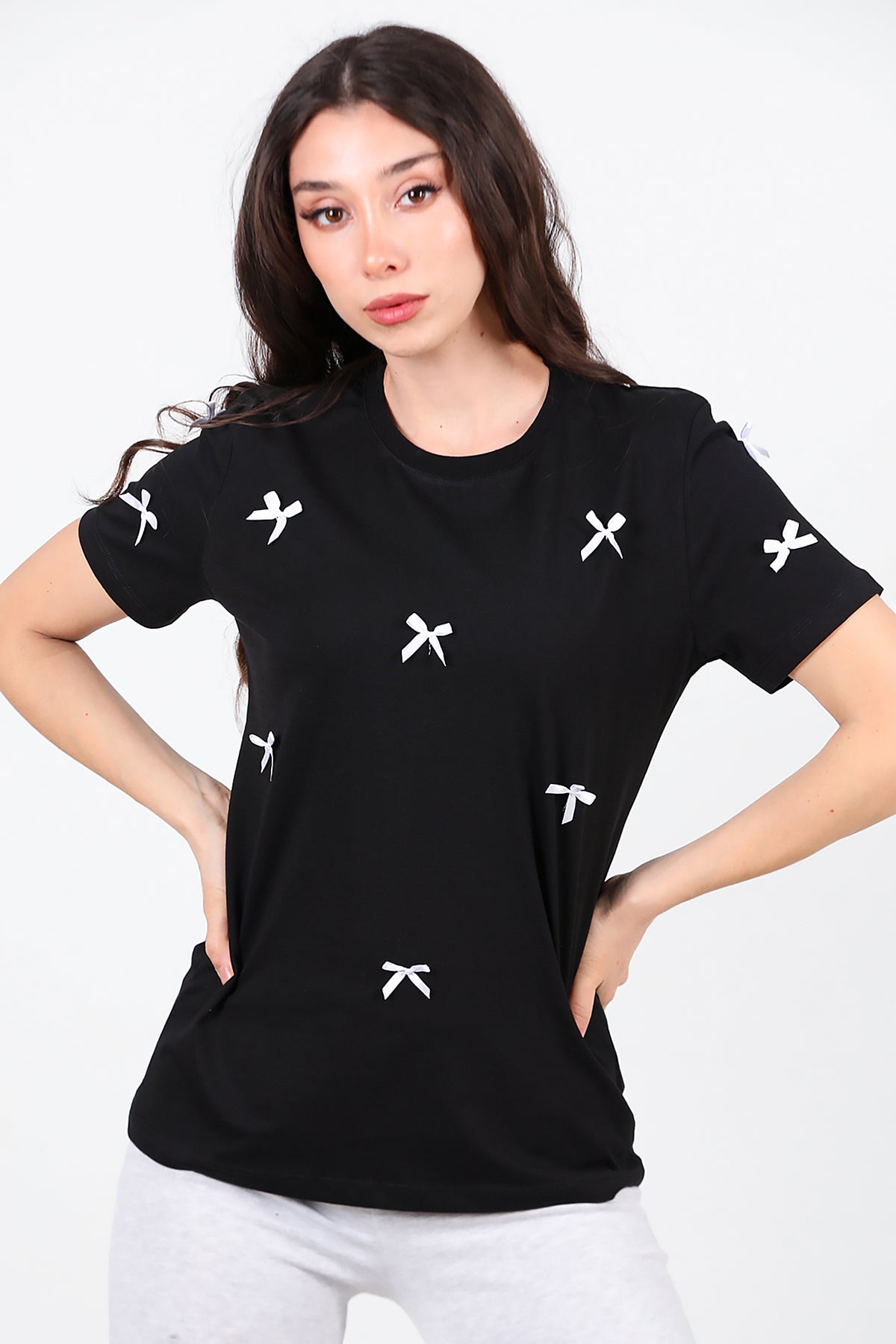 Kadın Bisiklet Yaka Fiyonklu T-Shirt Siyah