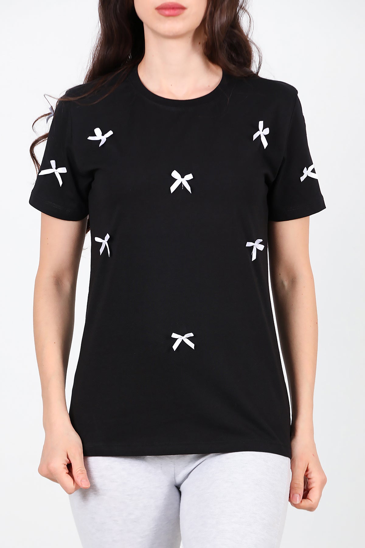 Kadın Bisiklet Yaka Fiyonklu T-Shirt Siyah