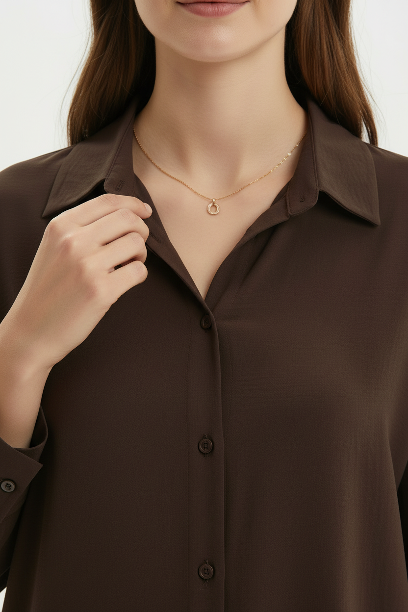 Kadın Düğmeli Oversize Gömlek Kahverengi - yaka detayı