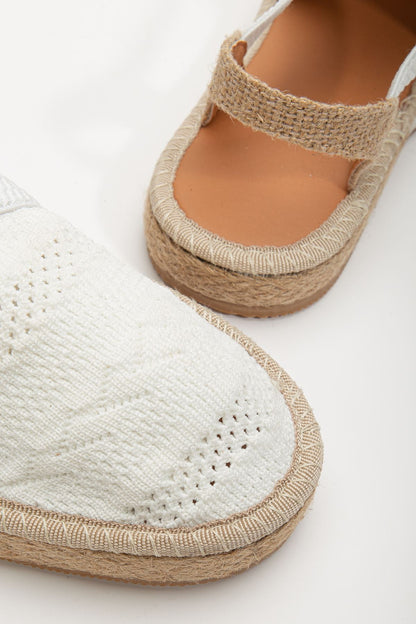 Sirena Beyaz Triko Hasır Detaylı Espadril