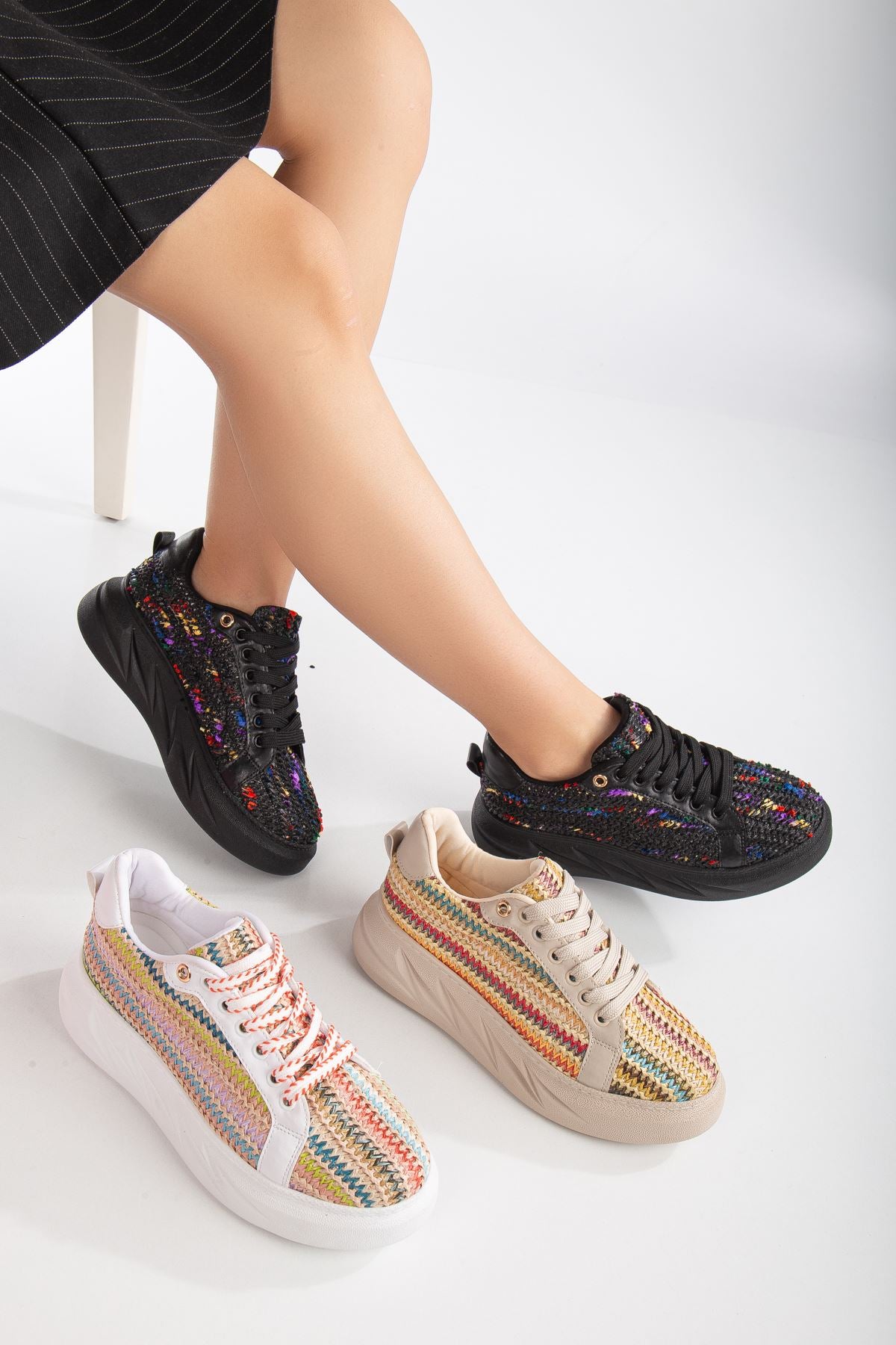 Mavis Siyah - Renkli Kalın Tabanlı Hasır Detaylı Sneakers