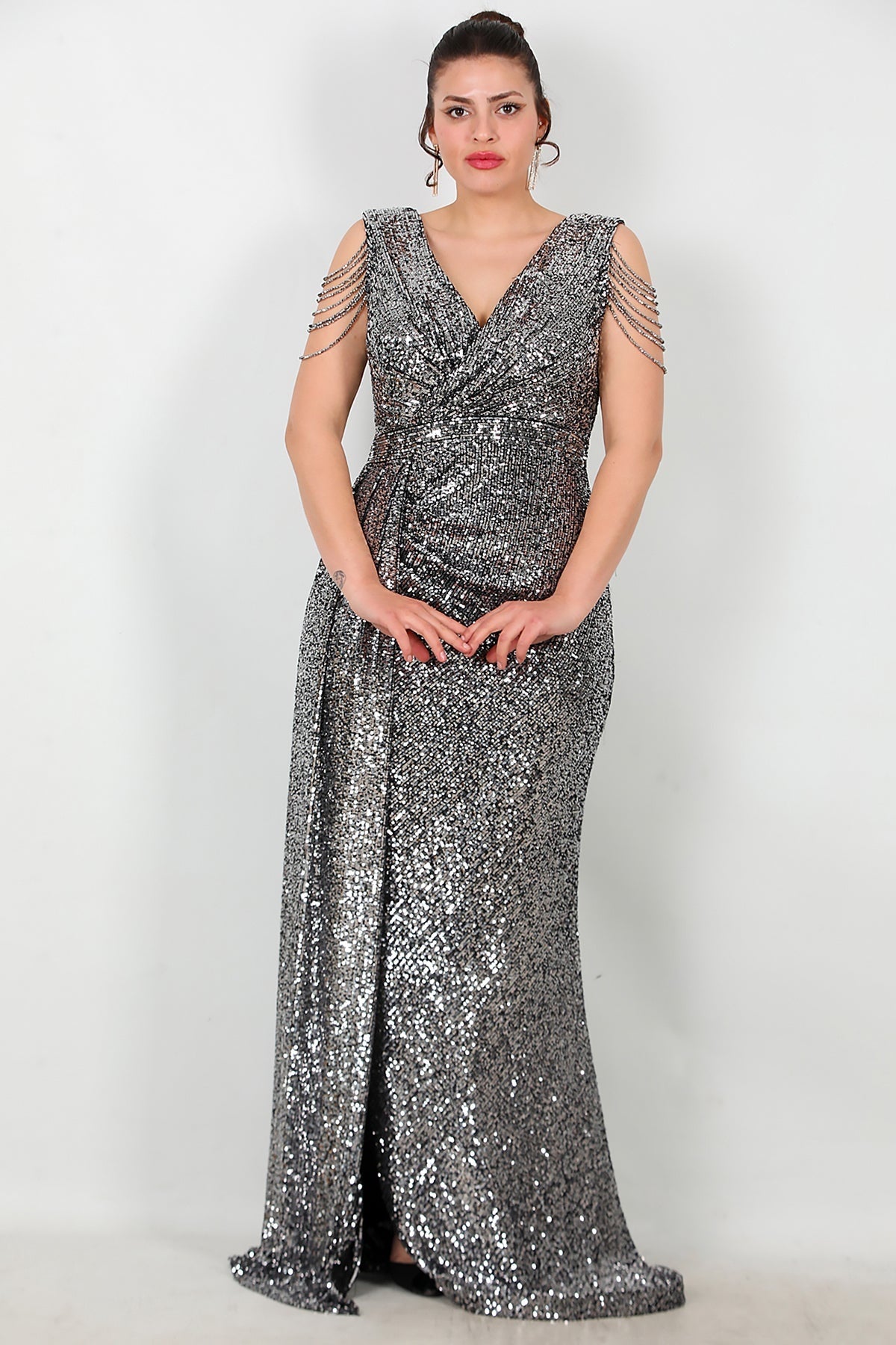 Büyük Beden Omuz Zincir Detay Uzun Pullu Abiye  Gümüş