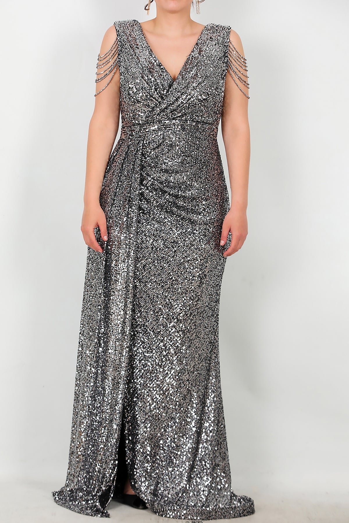 Büyük Beden Omuz Zincir Detay Uzun Pullu Abiye  Gümüş