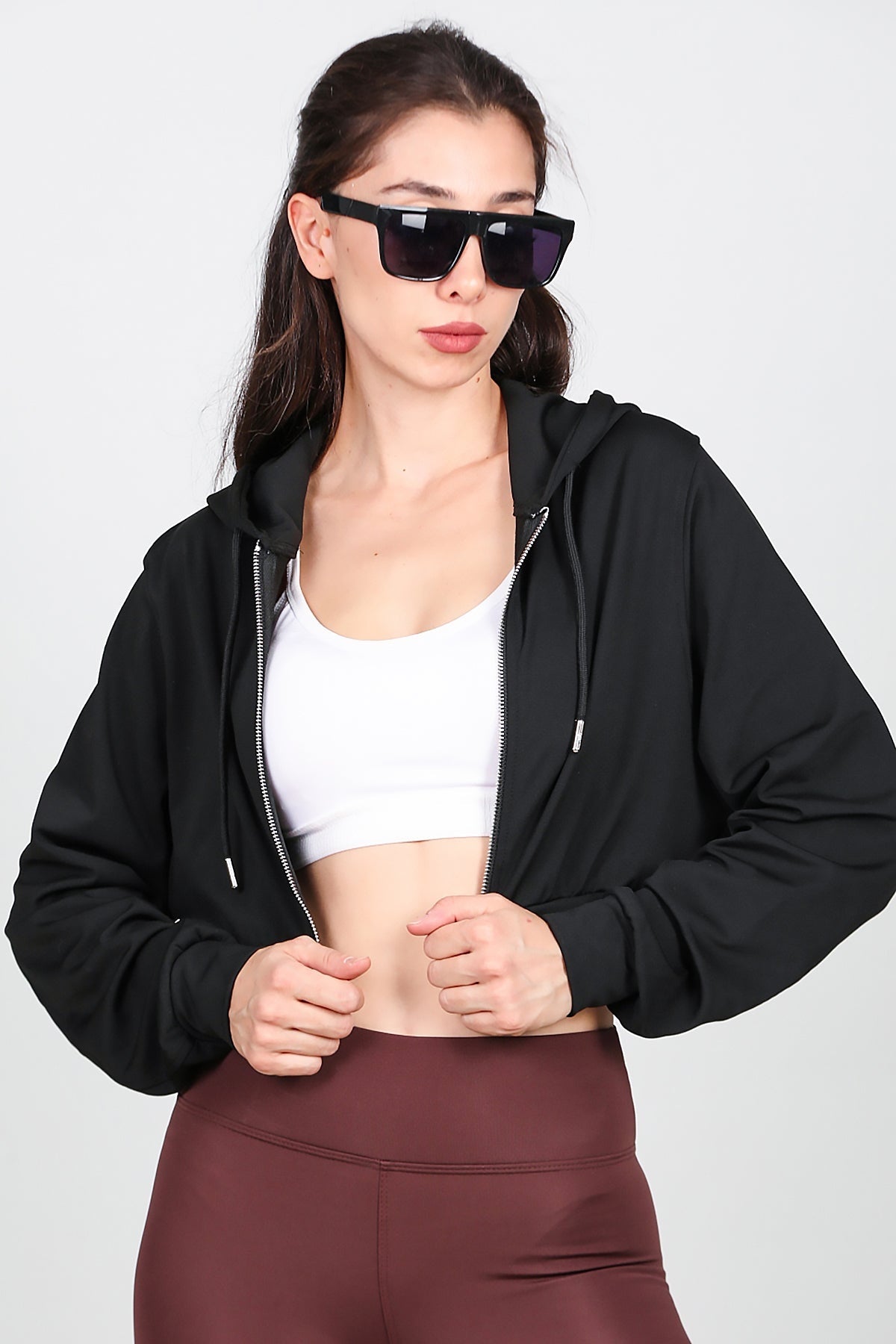 Kadın Kopşonlu Crop Sweat Siyah