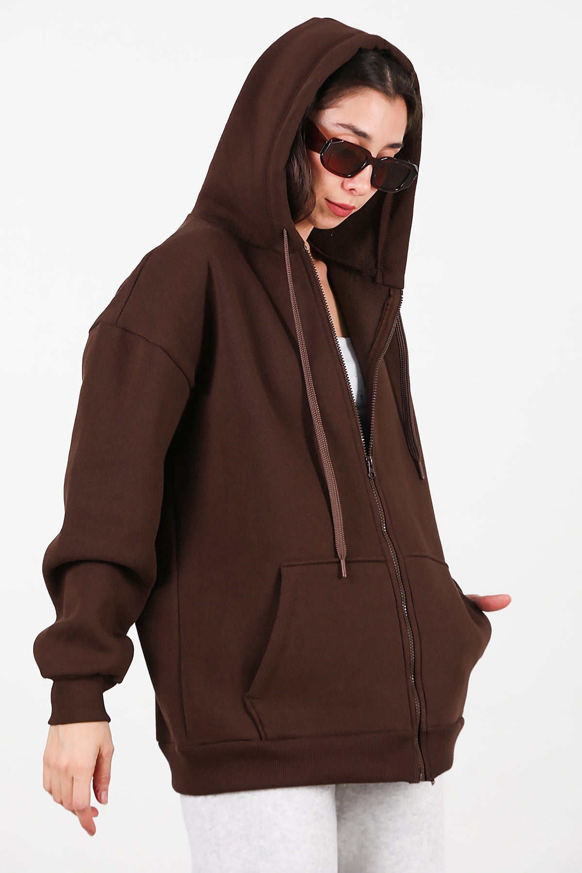 Kadın Kapşonlu Fermuarlı Oversize Üç İplik Sweat  Kahverengi