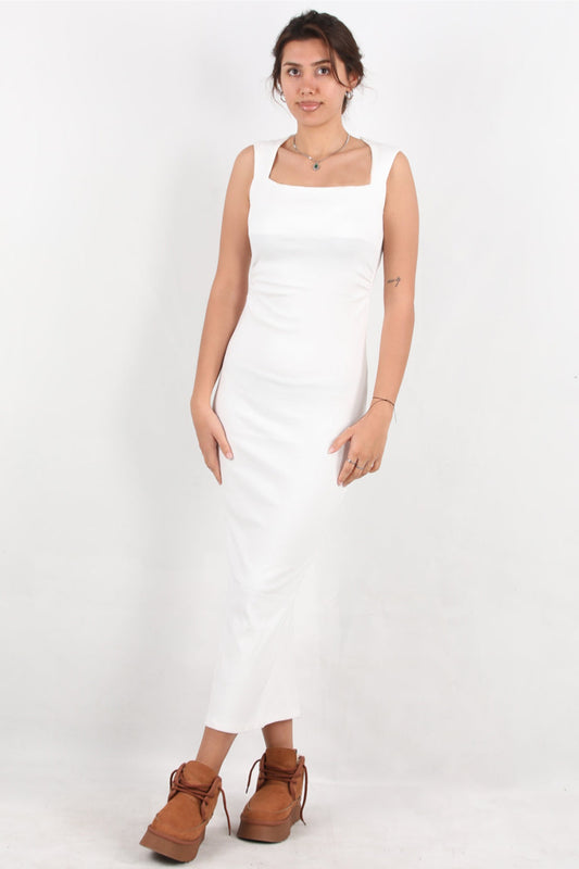 Kadın Kare Yaka Arka Yırtmaçlı Fitilli Uzun Elbise  Beyaz