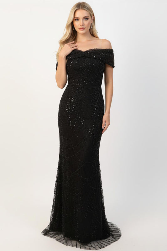 Kadın Yaka Detay Pullu Boncuklu Uzun Abiye  Siyah