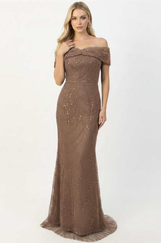 Kadın Yaka Detay Pullu Boncuklu Uzun Abiye  Bej