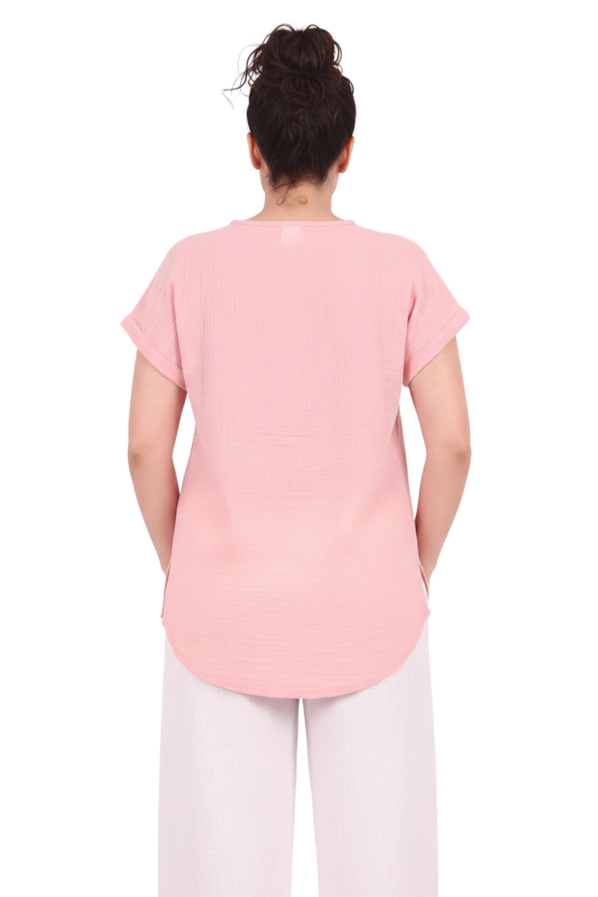 Büyük Beden Cepli V Yaka Müslin Bluz  Pembe