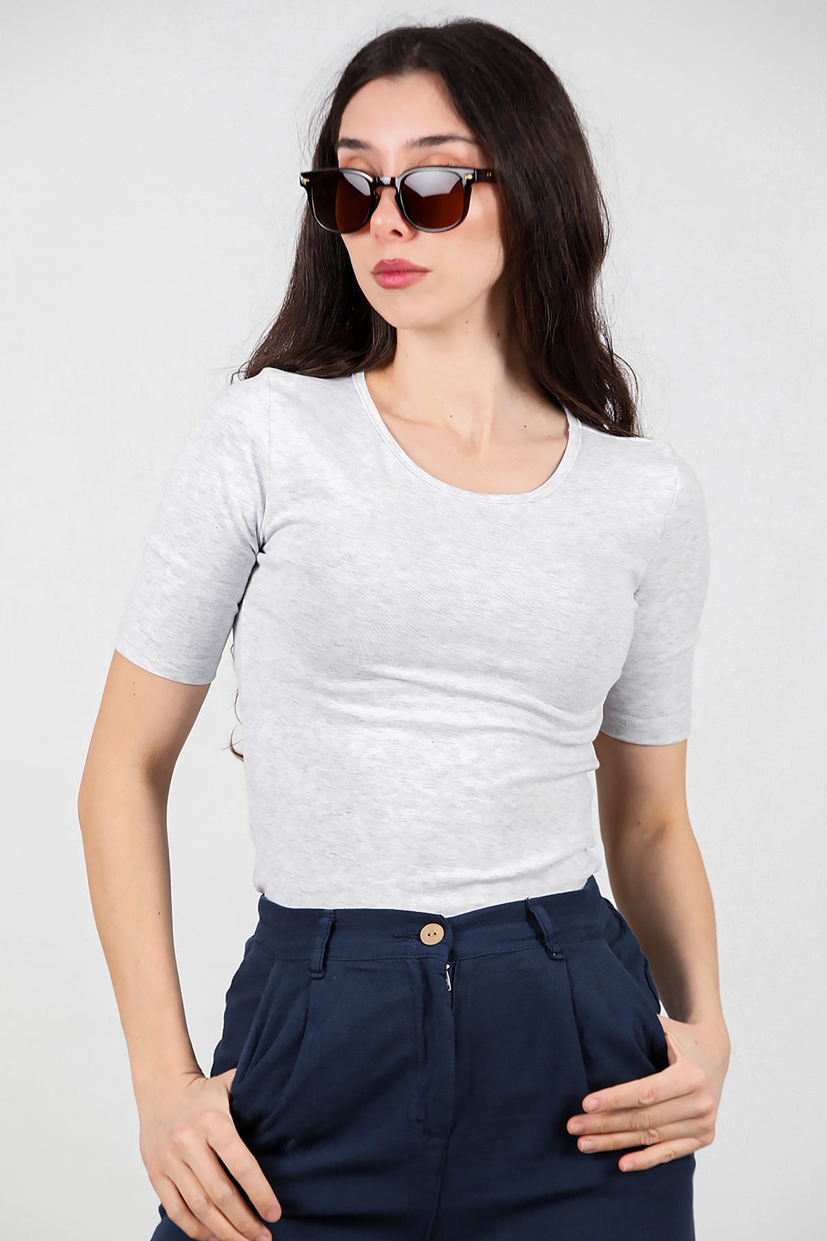 Kadın Bisiklet Yaka T- Shirt Gri