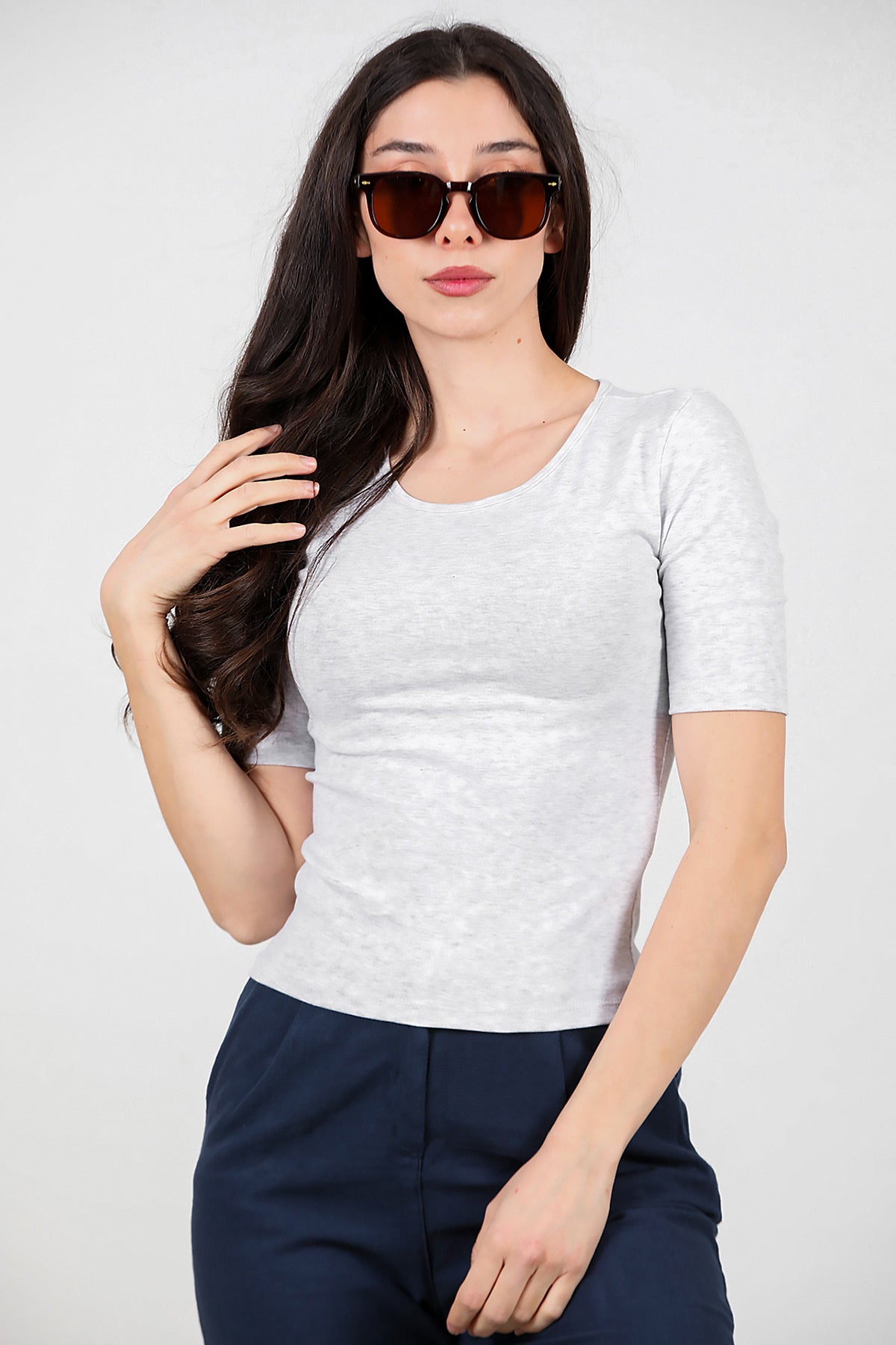 Kadın Bisiklet Yaka T- Shirt Gri