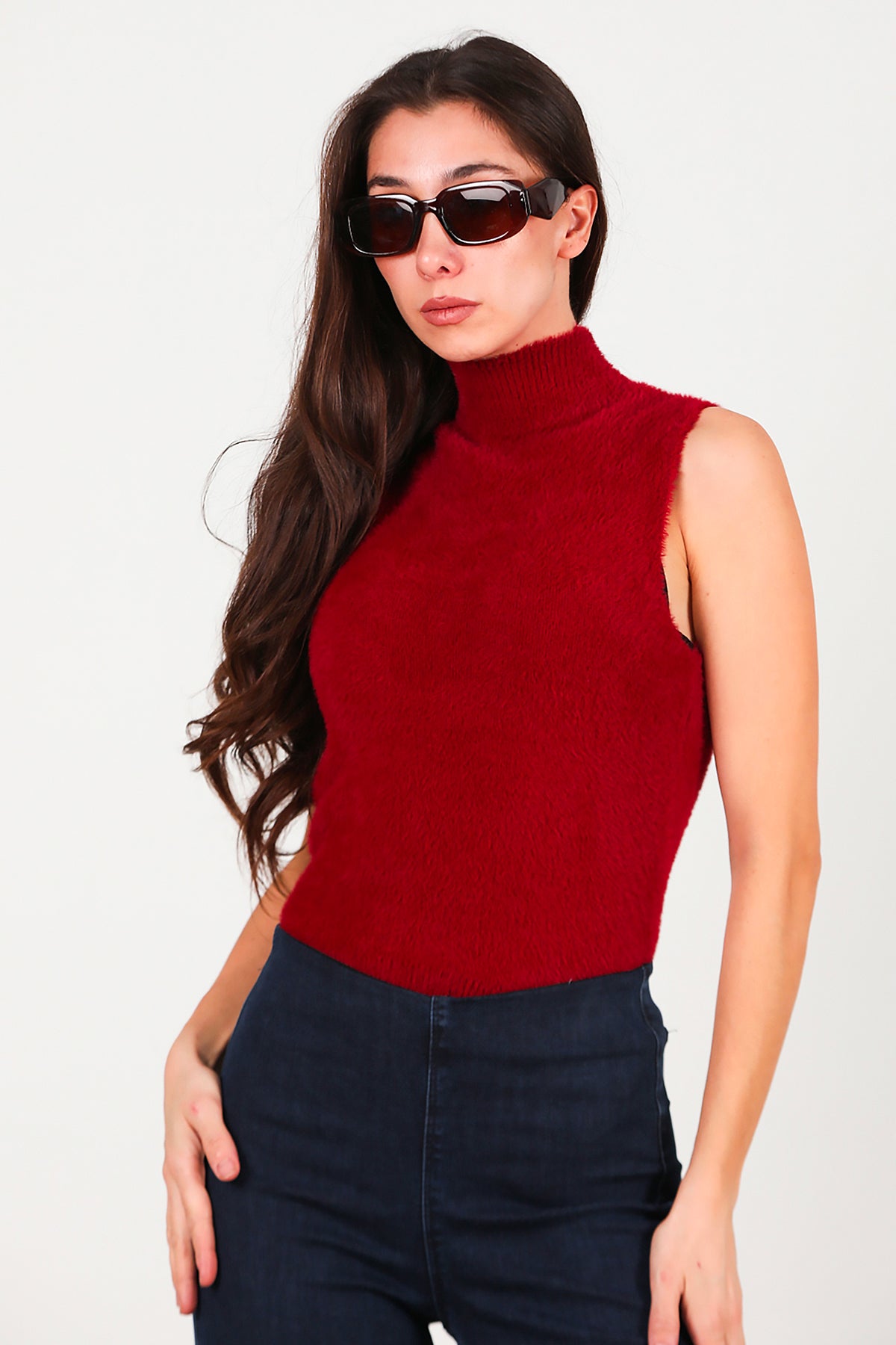 Kadın Kolsuz Balıkçı Yaka Sakallı Bluz Bordo