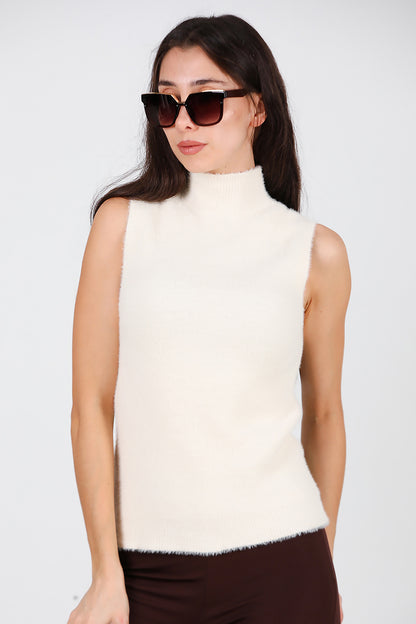 Kadın Kolsuz Balıkçı Yaka Sakallı Bluz Krem