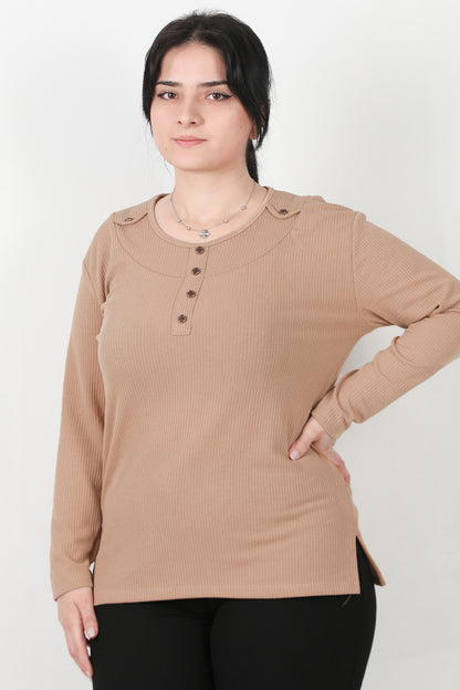 Refina Büyük Beden Önü Ve Yaka Düğmeli Bluz Bej