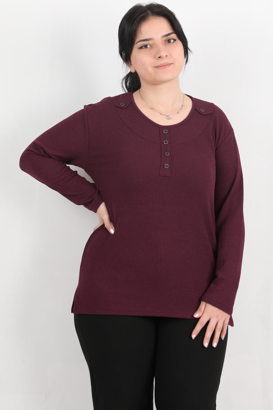 Refina Büyük Beden Önü Ve Yaka Düğmeli Bluz Bordo