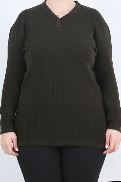 Curvyn Büyük Beden V Yaka 3 Düğmeli Bluz Haki