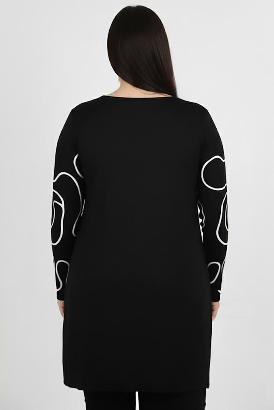 Detaila Büyük Beden Ön İşlemeli Bluz Siyah