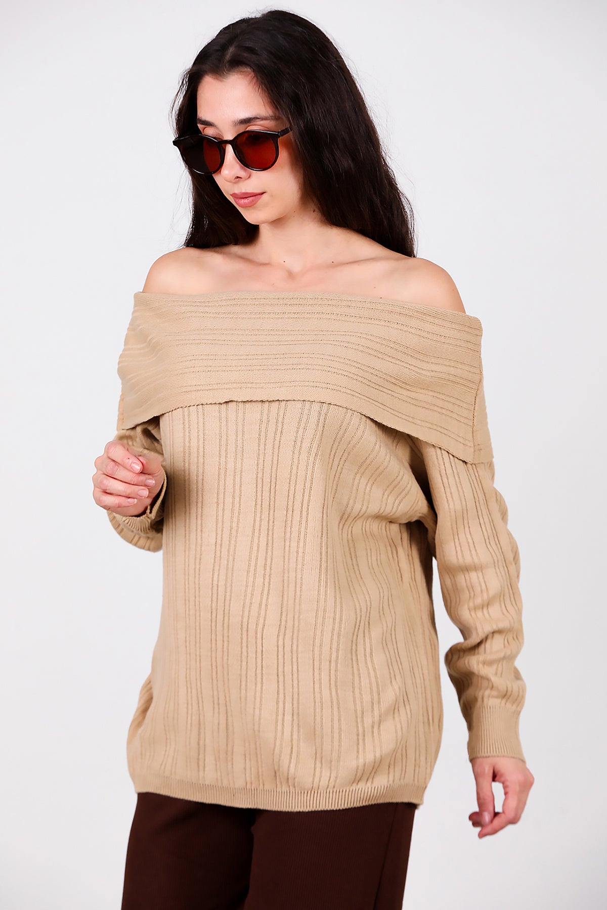 Kadın Madonna Yaka Triko Bluz Açık Kahverengi