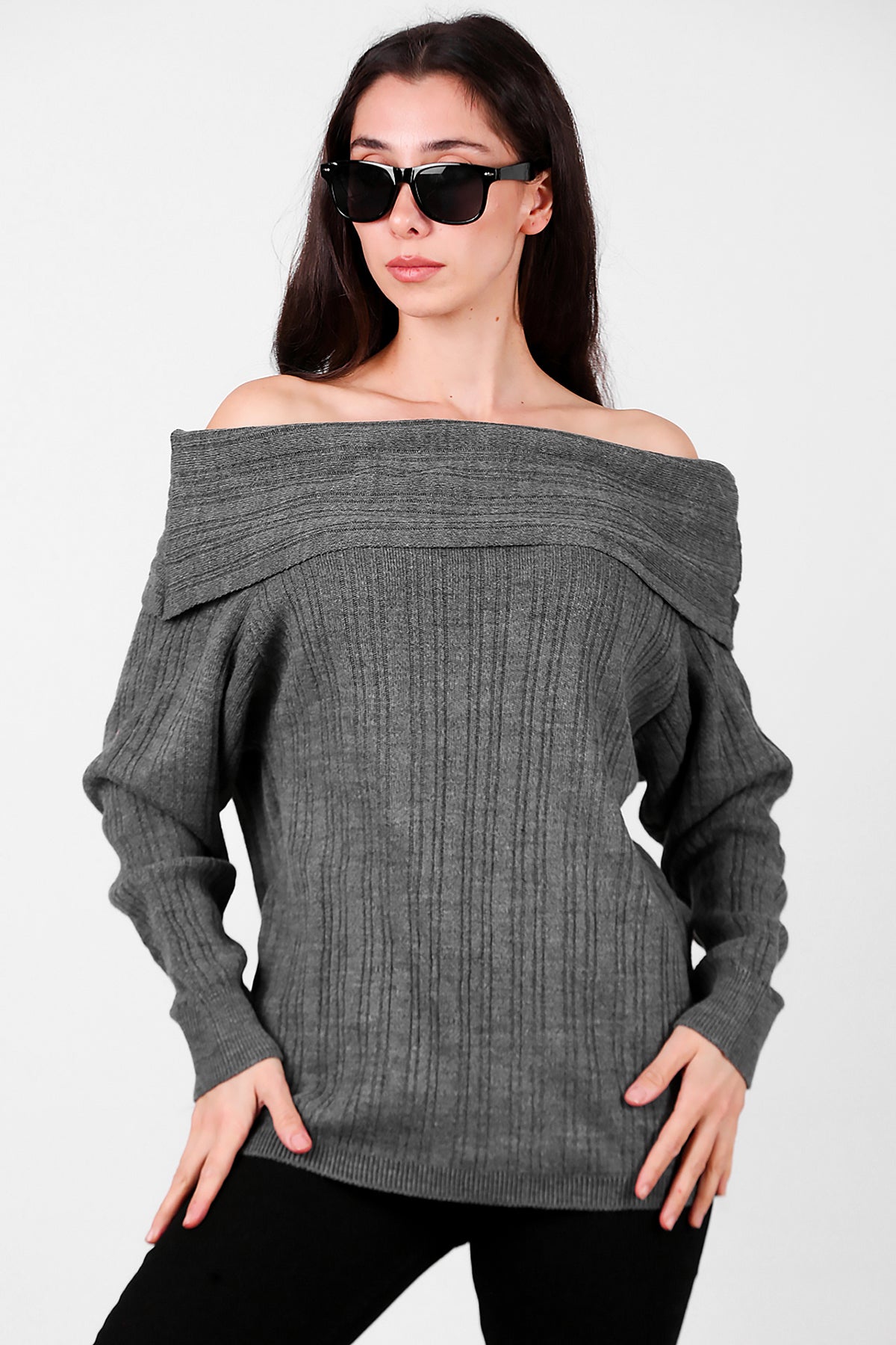 Kadın Madonna Yaka Triko Bluz Antrasit