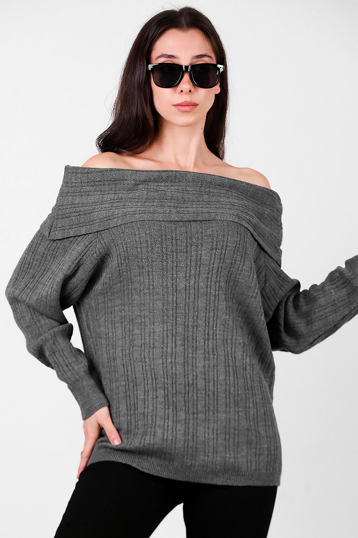 Kadın Madonna Yaka Triko Bluz Antrasit