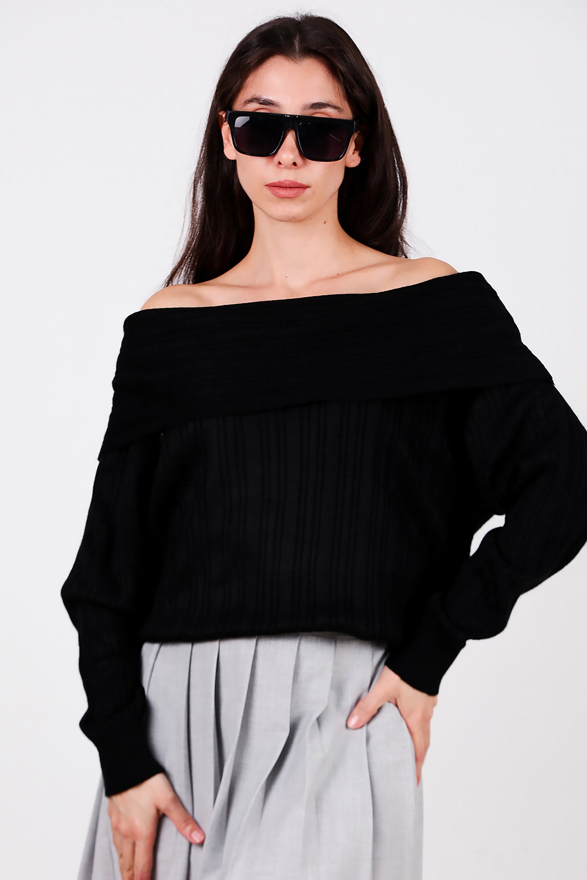 Kadın Madonna Yaka Triko Bluz Siyah