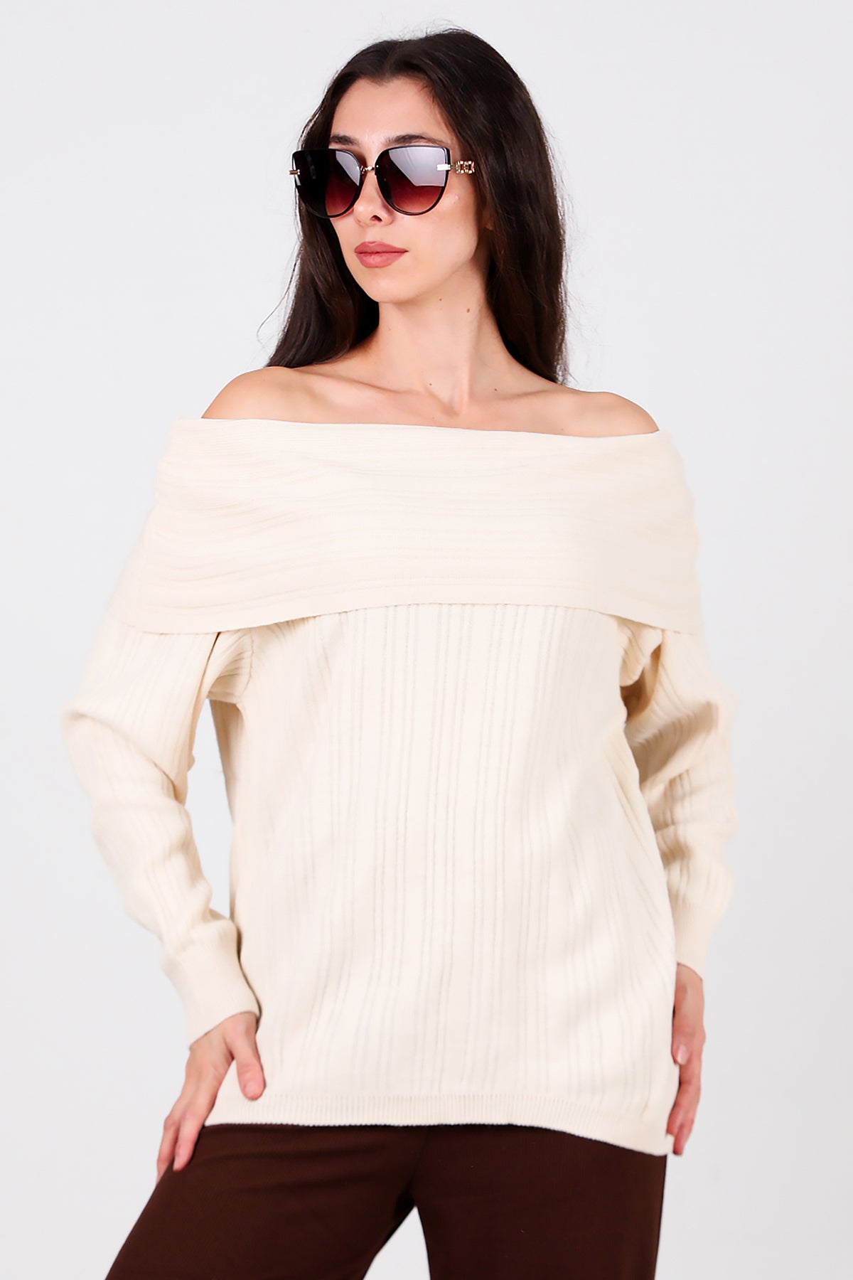 Kadın Madonna Yaka Triko Bluz Taş