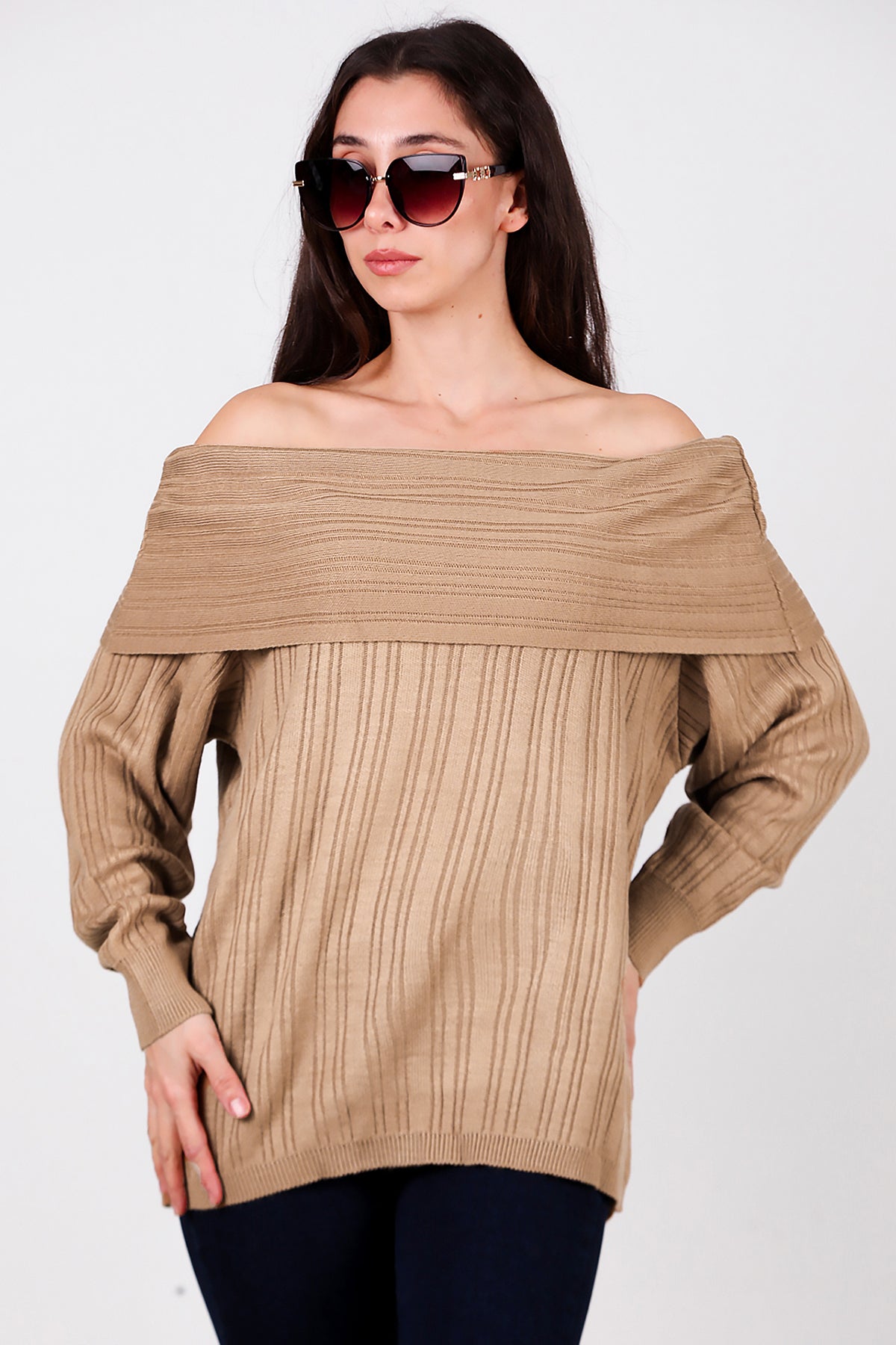 Kadın Madonna Yaka Triko Bluz Vizon