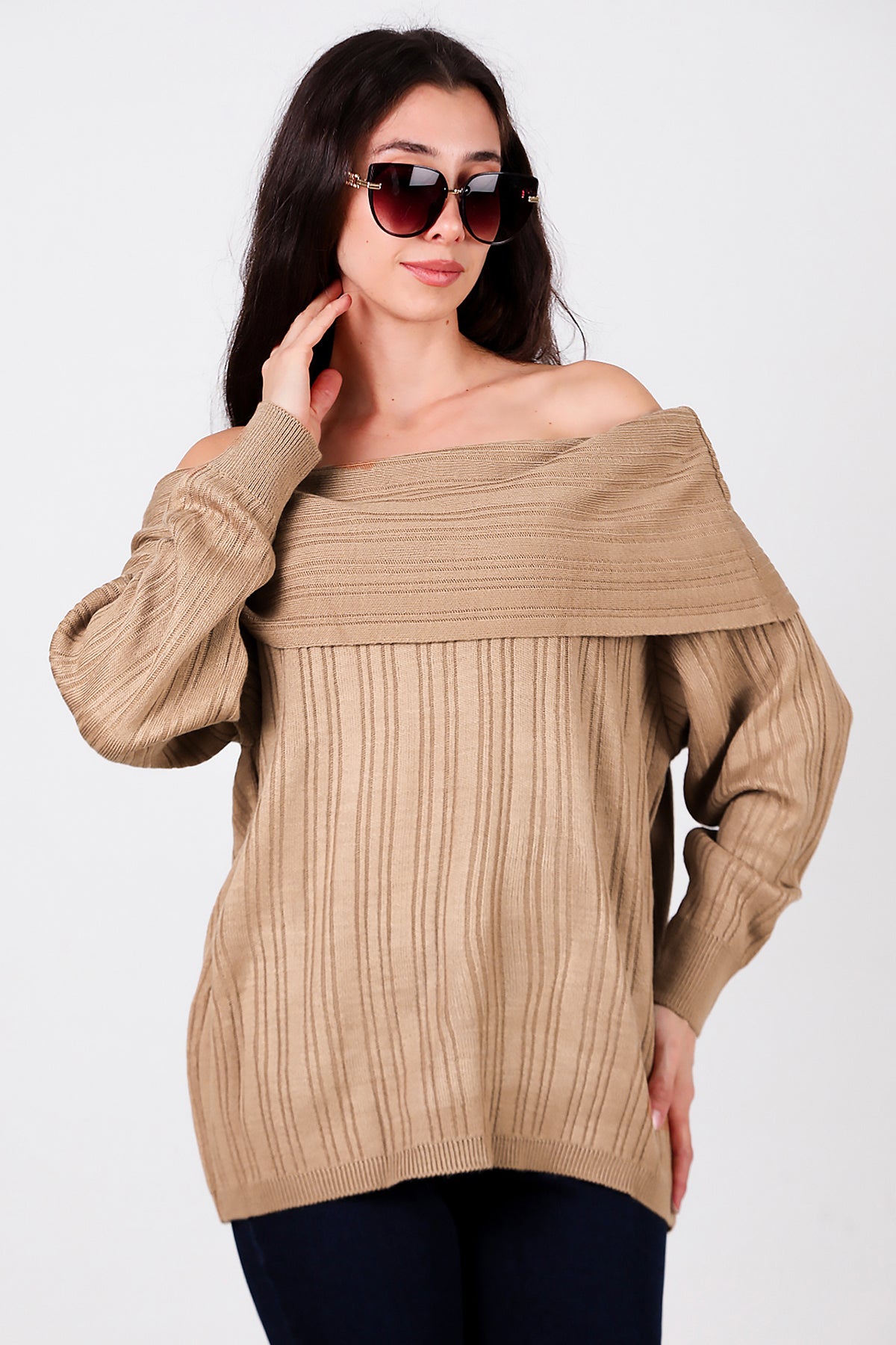 Kadın Madonna Yaka Triko Bluz Vizon