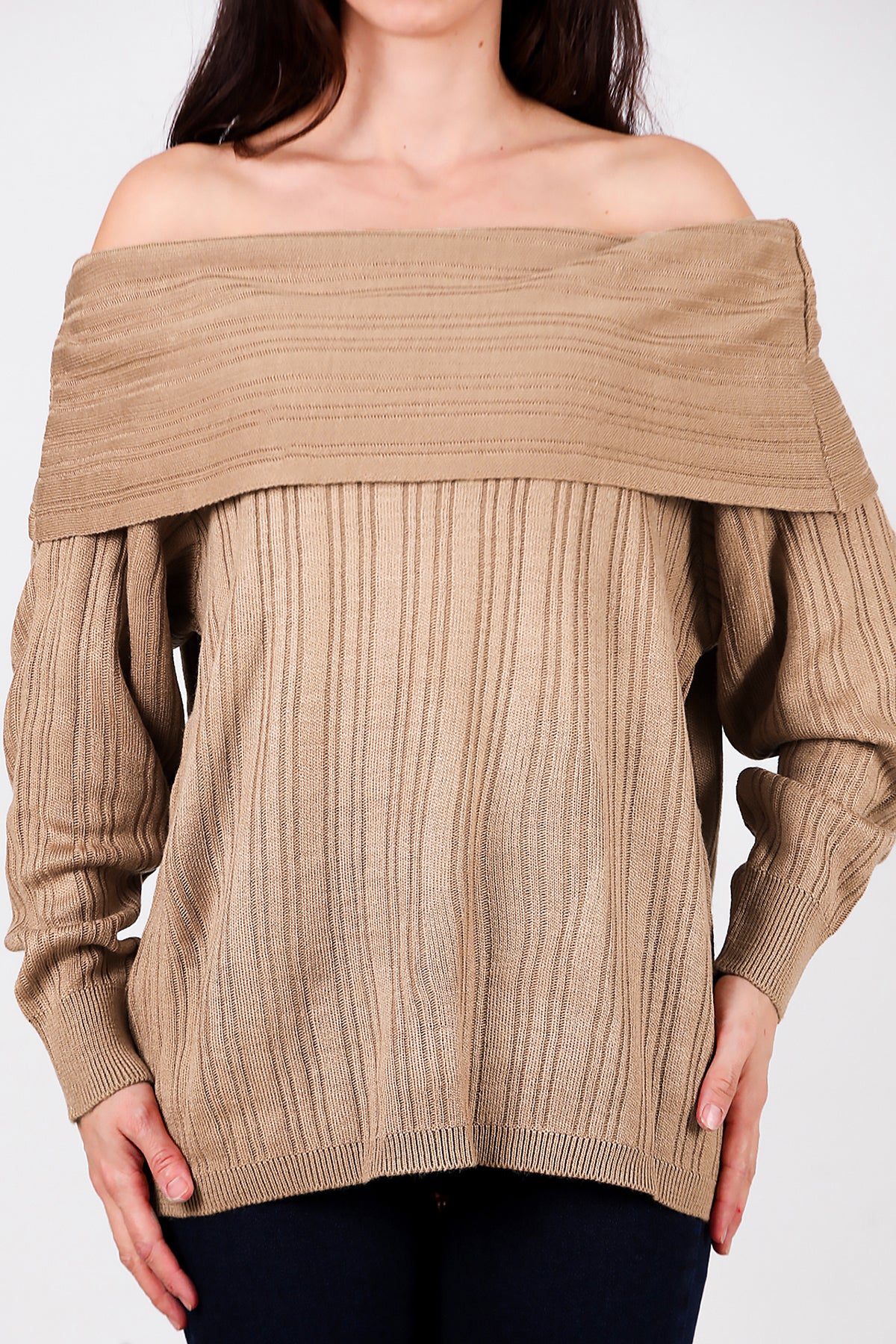 Kadın Madonna Yaka Triko Bluz Vizon