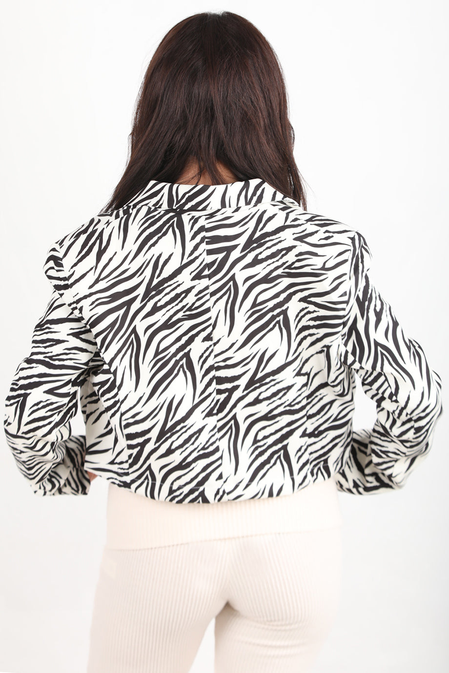 Kadın Tek Düğmeli Kısa Ceket Ekru - Şık ve Modern Blazer Ceket