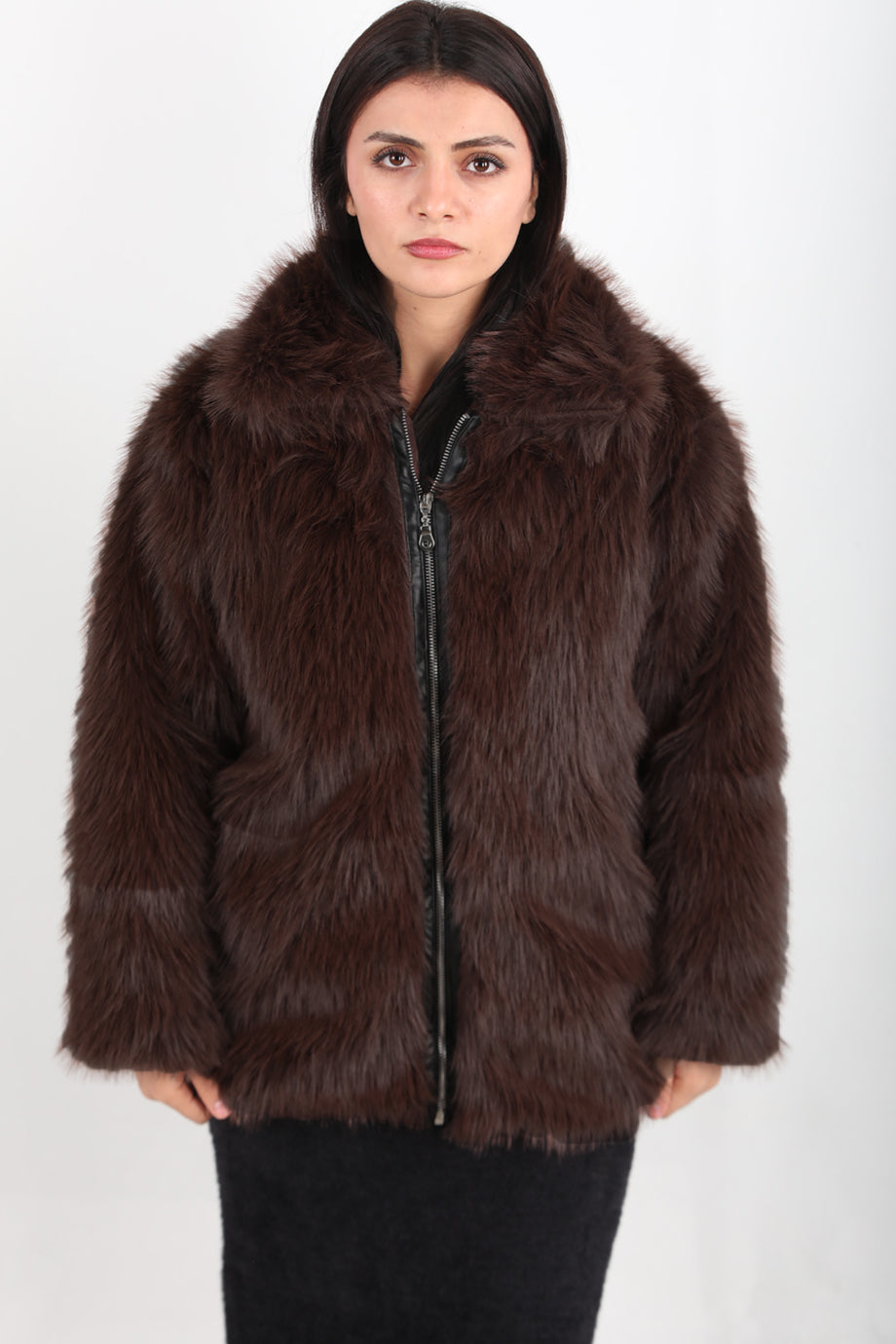 Furline Kadın Önü Fermuarlı Kürklü Ceket Kahverengi