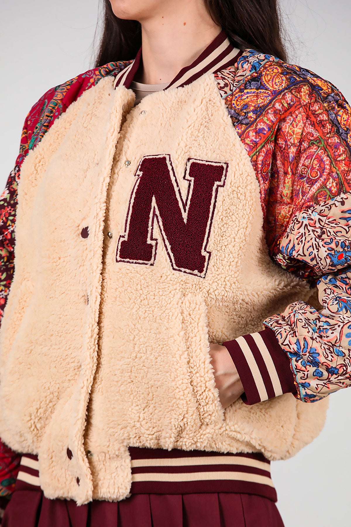 Kadın Kolları Desenli Ceket Krem