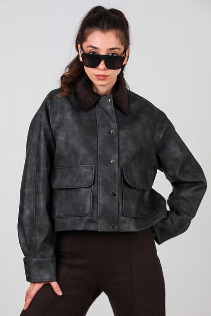 Kadın Yaka Kadife Detay Kısa Deri Ceket Siyah