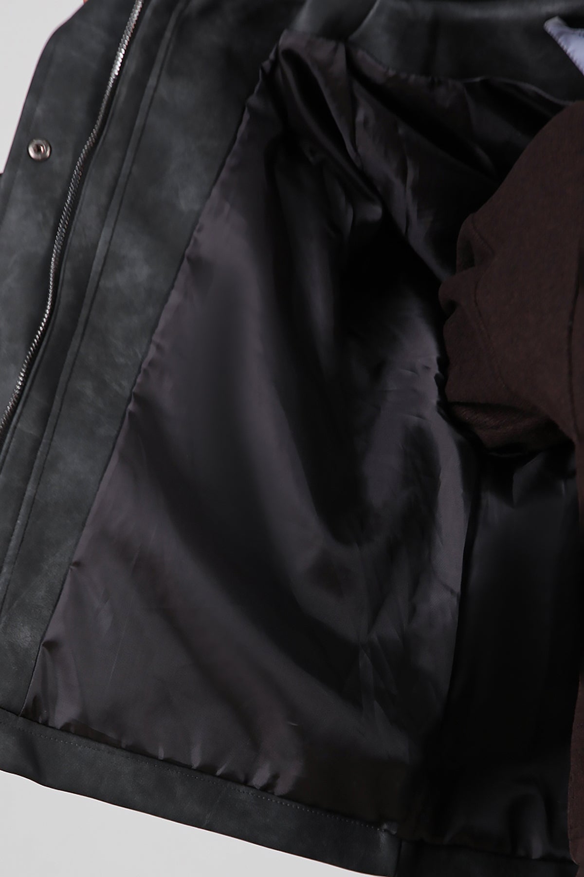 Kadın Yaka Kadife Detay Kısa Deri Ceket Siyah