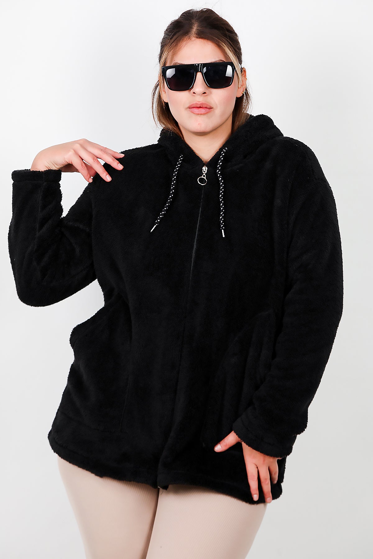 Büyük Beden Kapşonlu Fermuarlı Peluş Ceket Siyah
