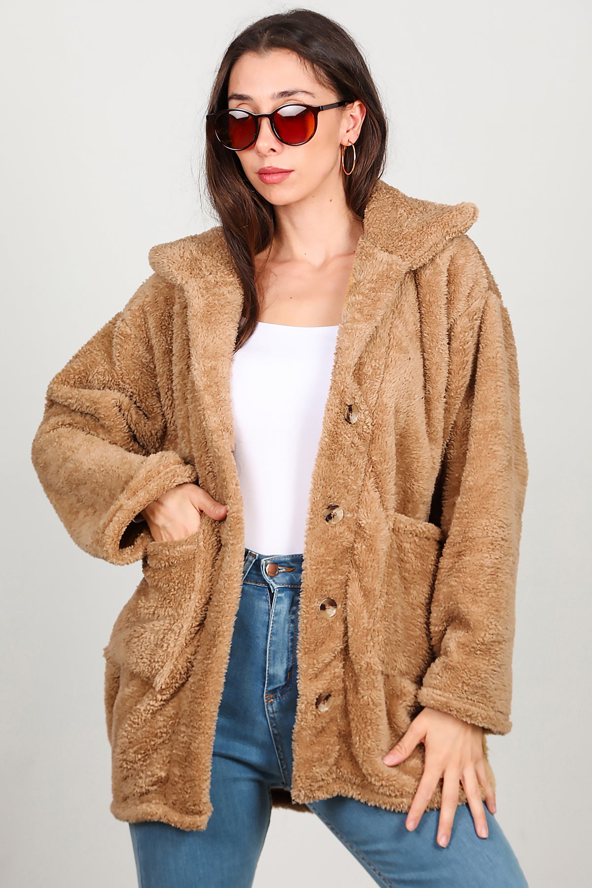 Kadın  Önü Düğmeli Peluş Ceket Bej