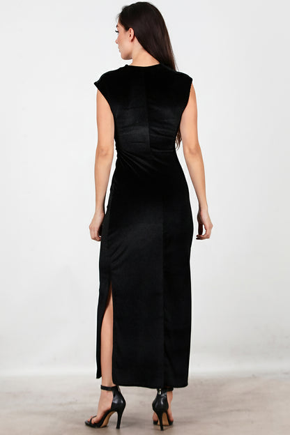 Kadın Toka Detaylı Uzun Kadife Elbise Siyah
