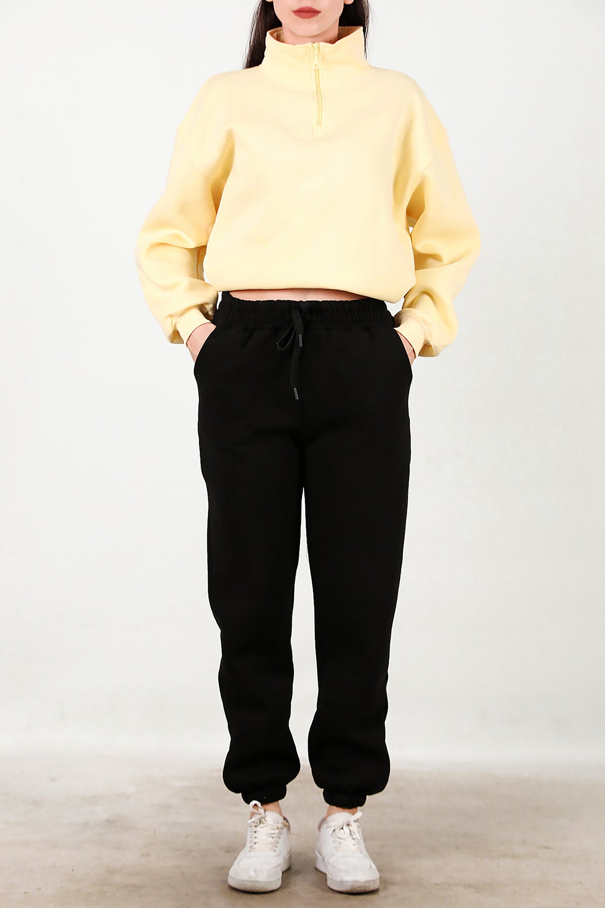 Kadın Paça Lastikli İçi Şardonlu Eşofman Altı Siyah