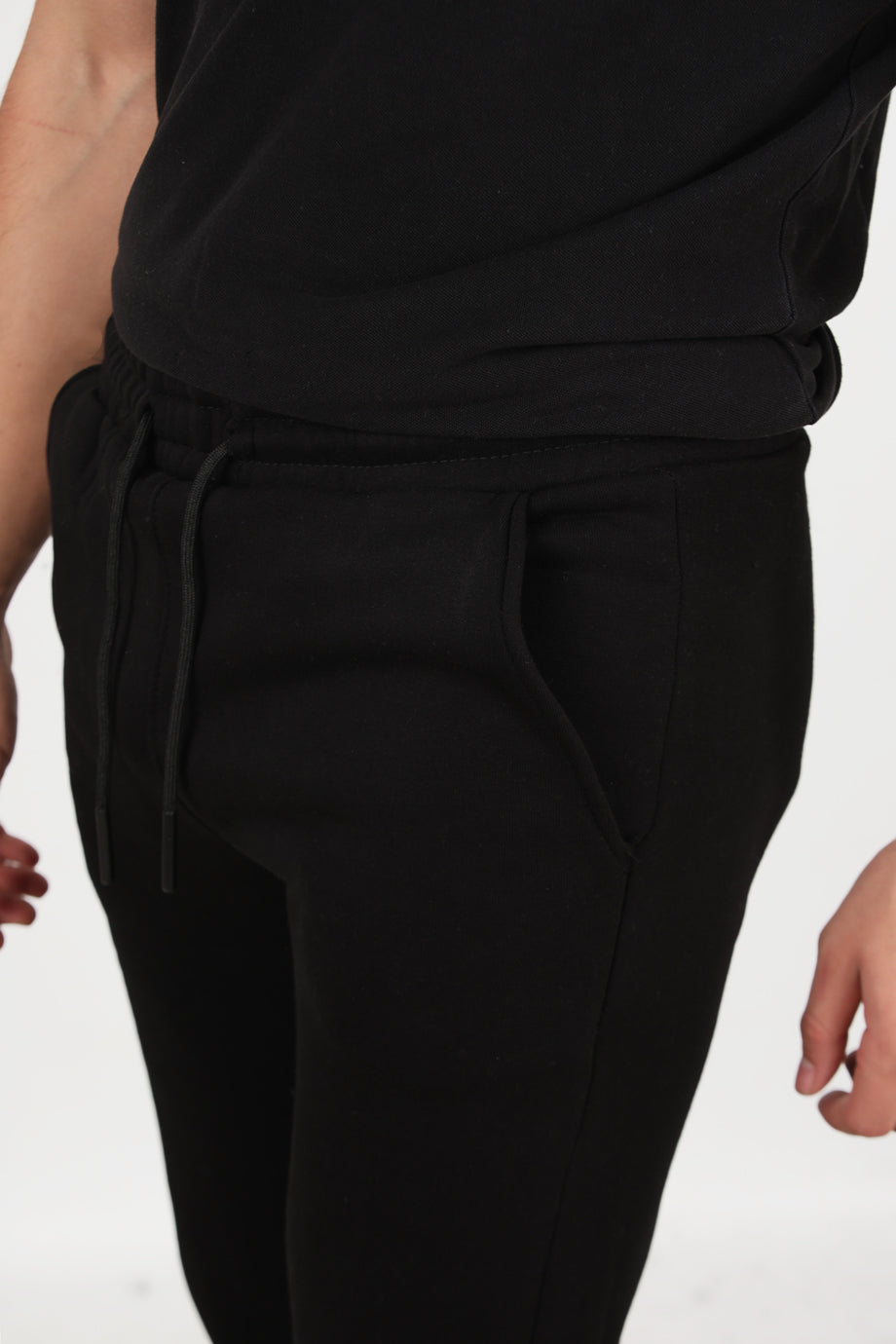 Solid Erkek Paça Lastikli 3 İplik Eşofman Siyah