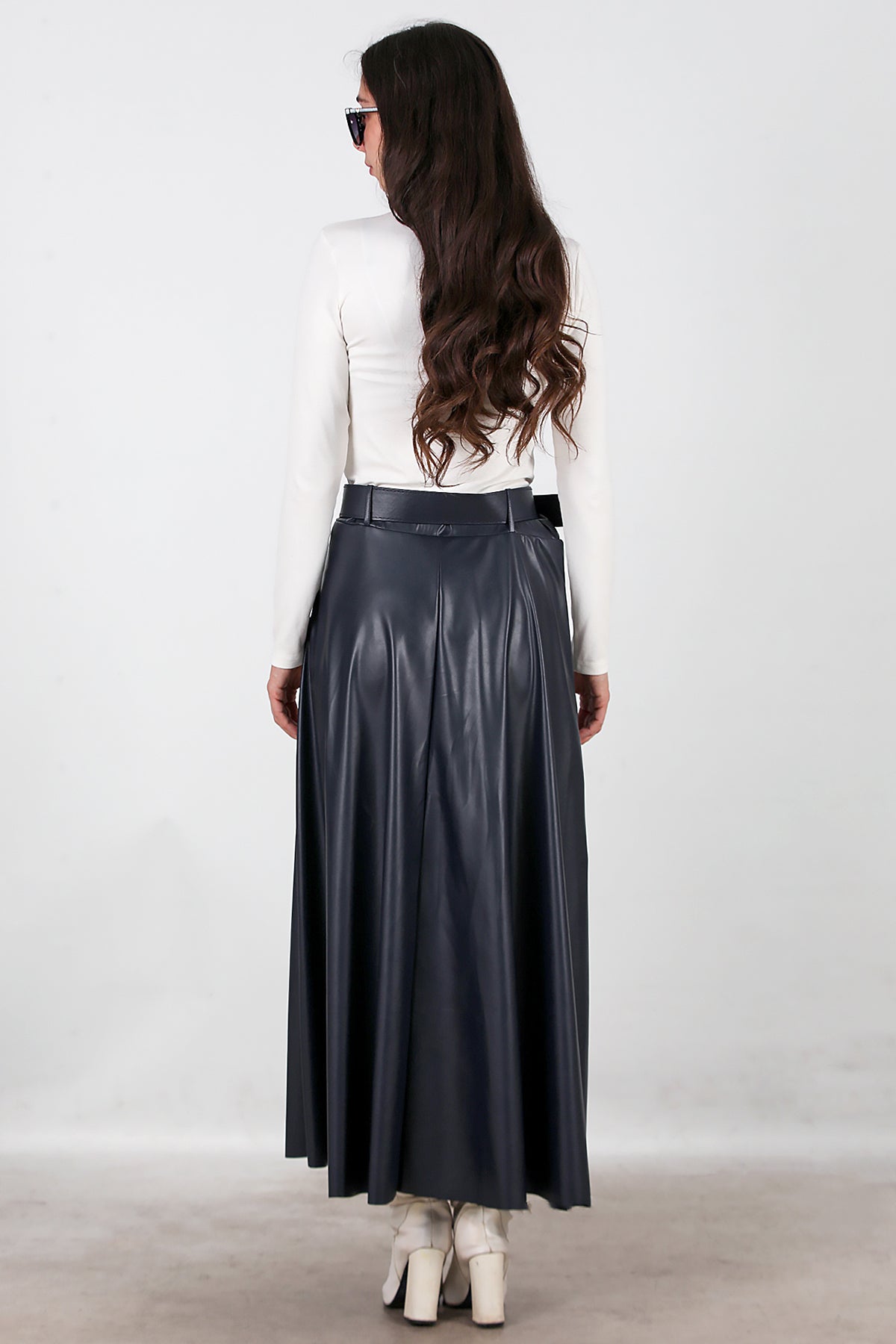 Kadın Uzun Kemerli Deri Etek Lacivert