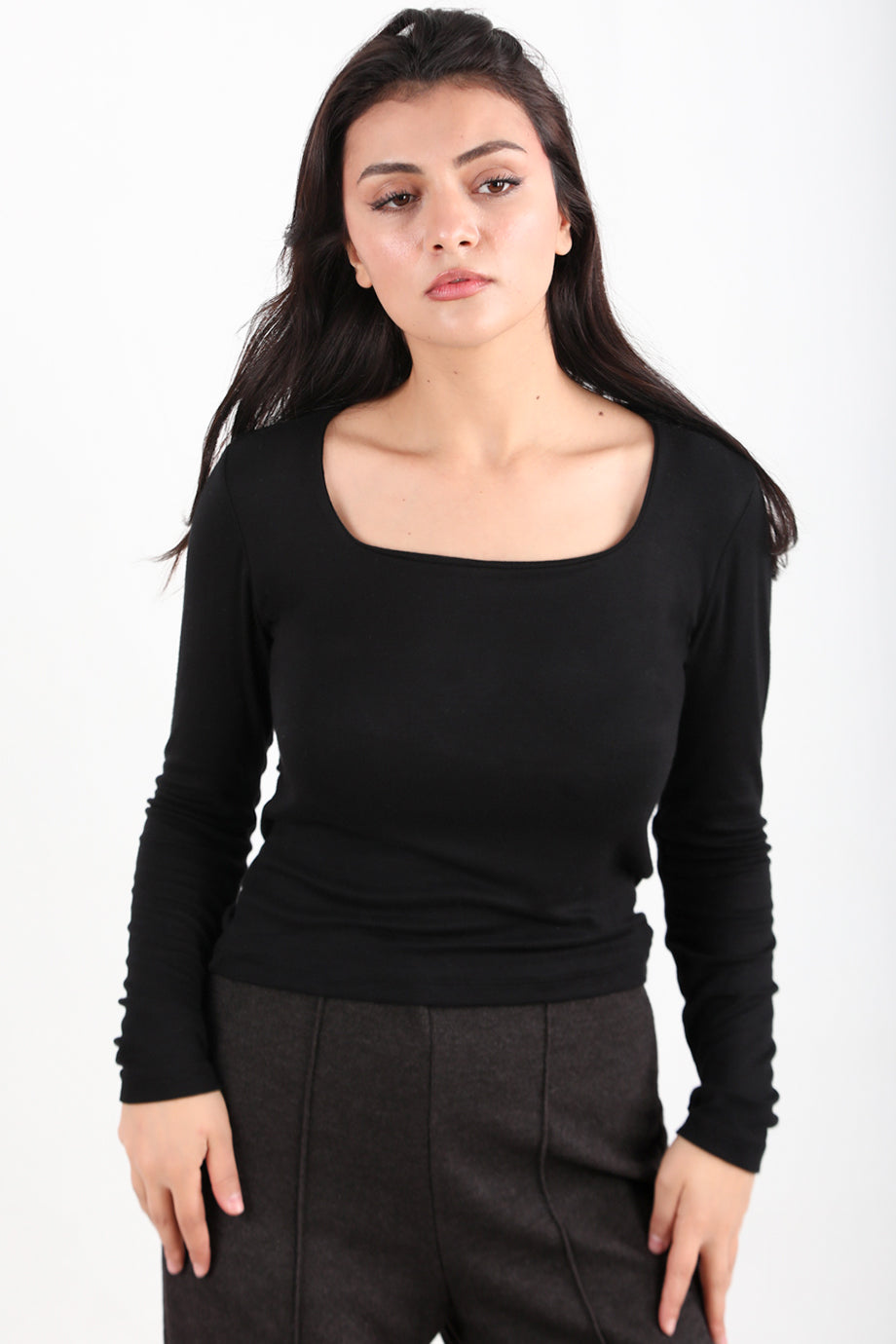 Thumbline Kadın Kare Yaka Parmak Geçmeli Bluz Siyah