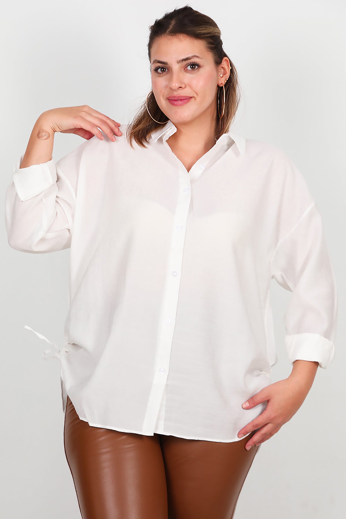 Büyük Beden Oversize Yan Bağcıklı Gömlek Ekru