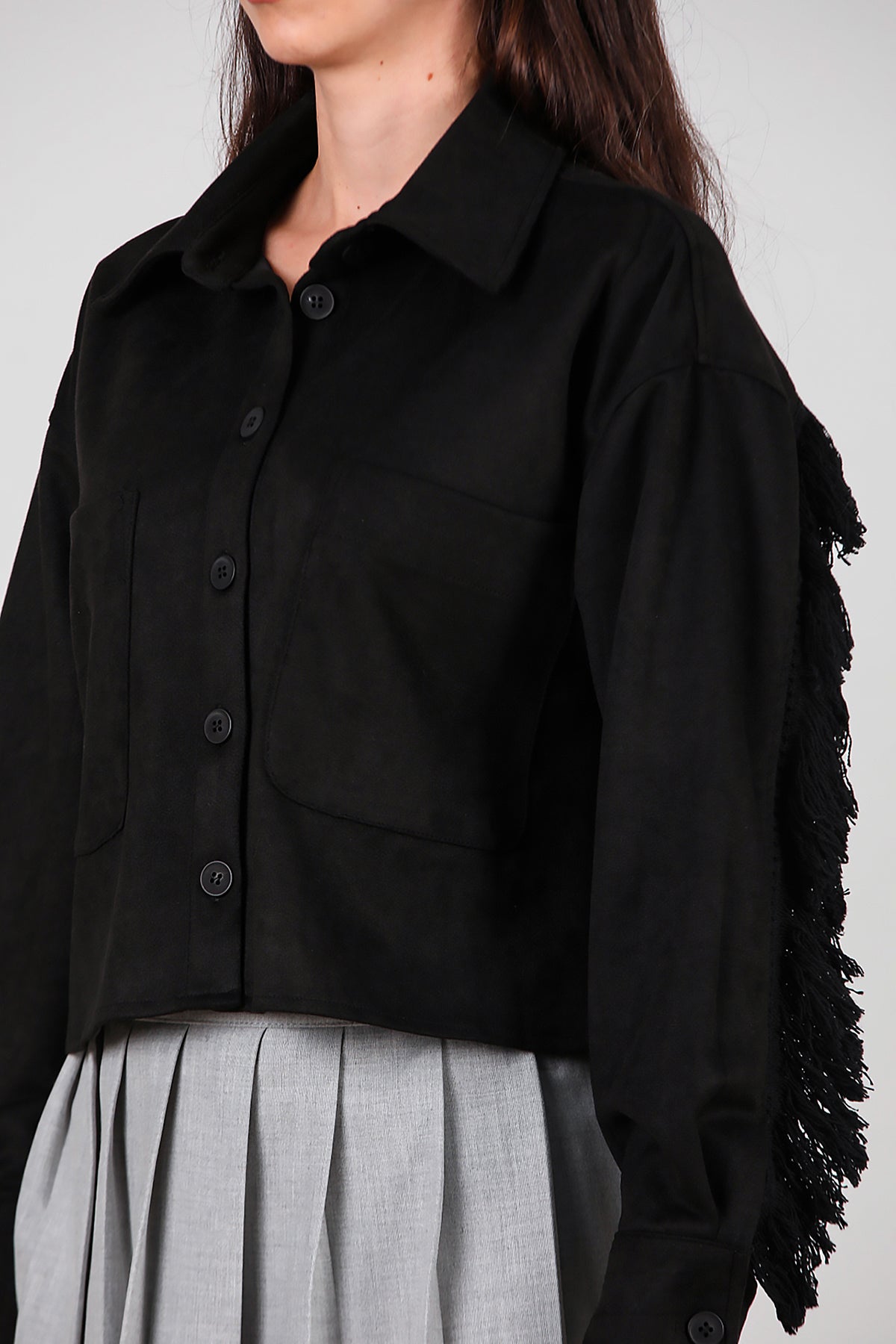 Kadın Arkası Taşlı Püsküllü Kısa Süet Gömlek Siyah