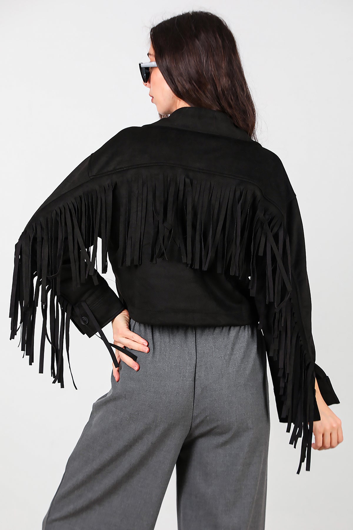 Kadın Arkası Püsküllü Cep Nakış Detay Süet Gömlek Siyah